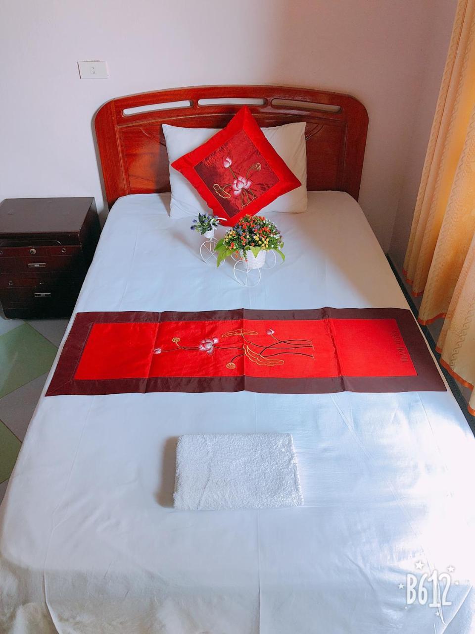 Thành Homestay Ninh Binh Esterno foto