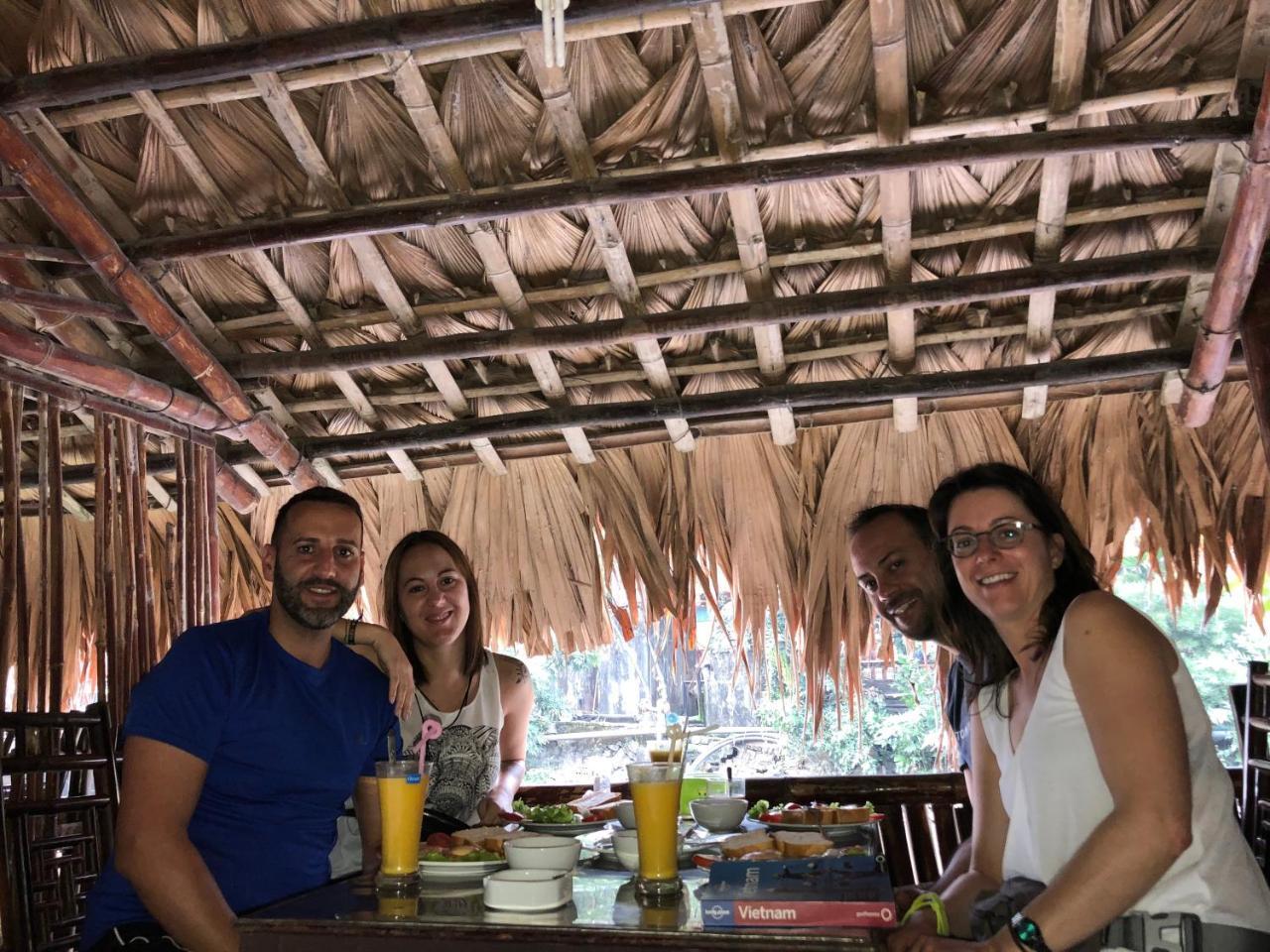 Thành Homestay Ninh Binh Esterno foto