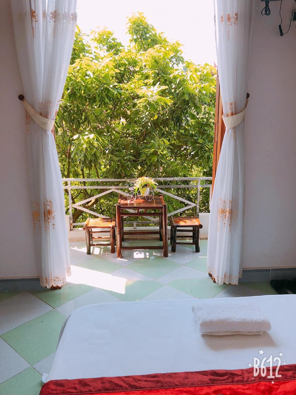 Thành Homestay Ninh Binh Esterno foto